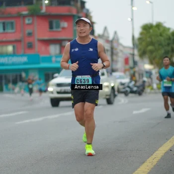 Runner Photo 8809228