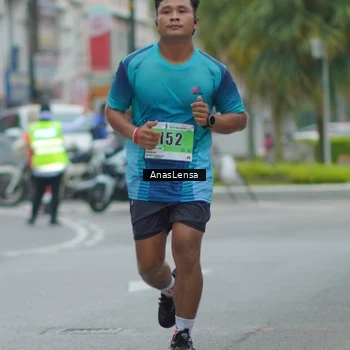 Runner Photo 8809238