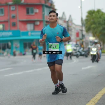 Runner Photo 8809265