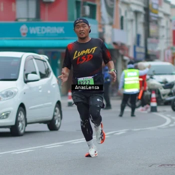 Runner Photo 8809266