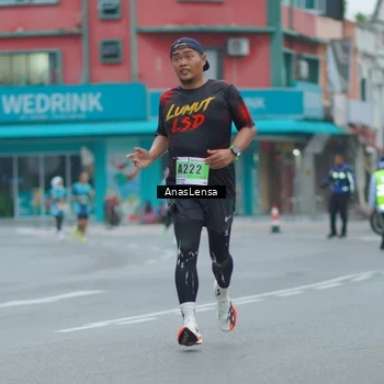 Runner Photo 8809281