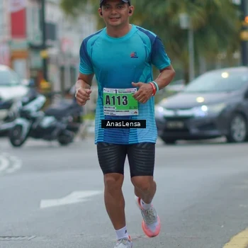 Runner Photo 8809298