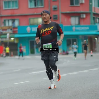 Runner Photo 8809300