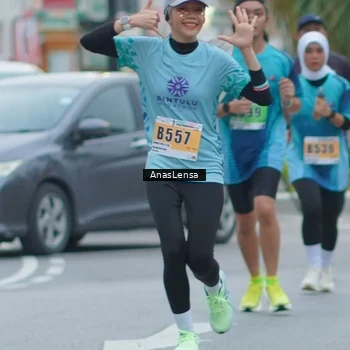Runner Photo 8809314