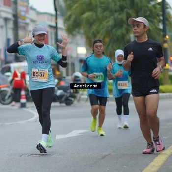 Runner Photo 8809450