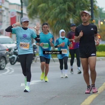 Runner Photo 8809455