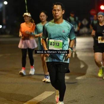 Runner Photo 8809460