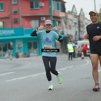 Runner Photo 8809467