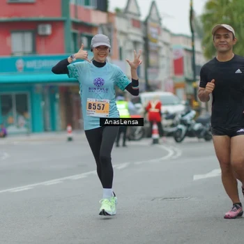 Runner Photo 8809471
