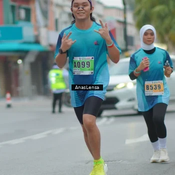 Runner Photo 8809476