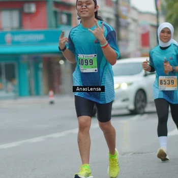 Runner Photo 8809483