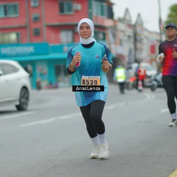 Runner Photo 8809497