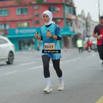 Runner Photo 8809521