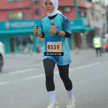 Runner Photo 8809523