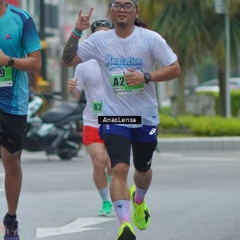 Runner Photo 8809612