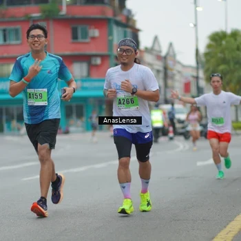 Runner Photo 8809636