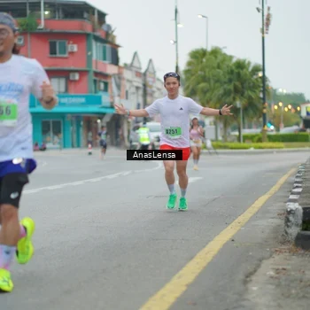 Runner Photo 8809664