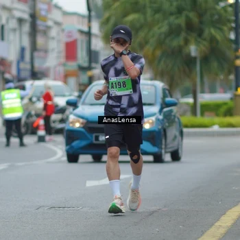 Runner Photo 8809694