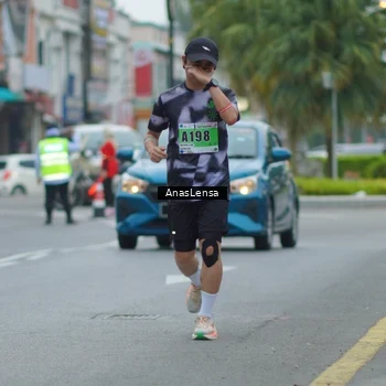 Runner Photo 8809695