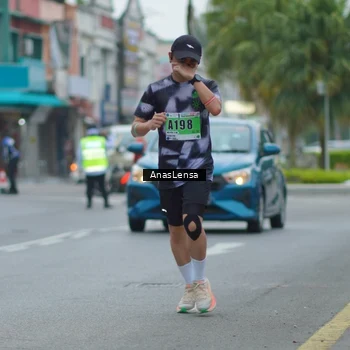 Runner Photo 8809698