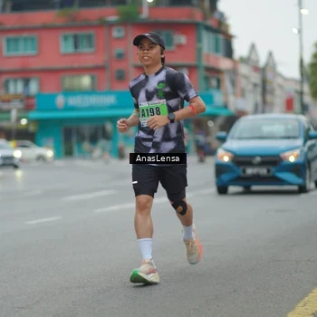 Runner Photo 8809710