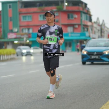 Runner Photo 8809724