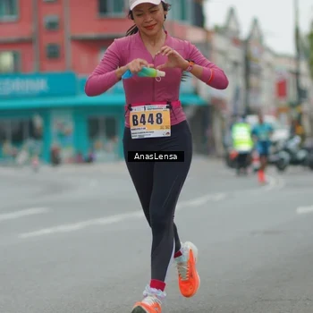 Runner Photo 8809741