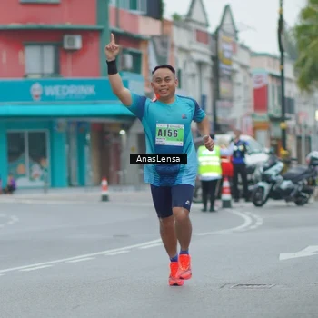 Runner Photo 8809756