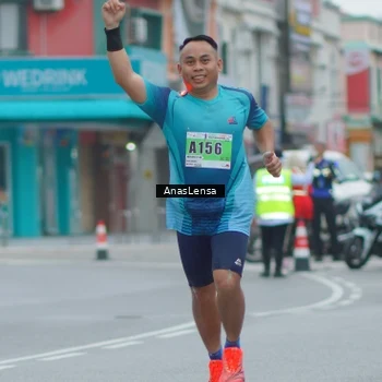 Runner Photo 8809757