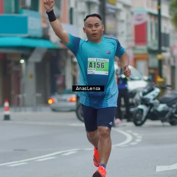 Runner Photo 8809759