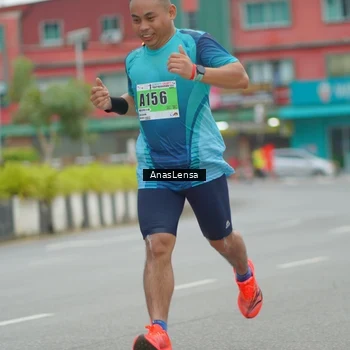 Runner Photo 8809770