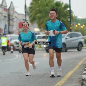 Runner Photo 8809819