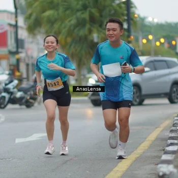 Runner Photo 8809824