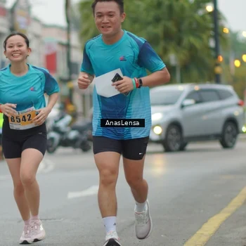 Runner Photo 8809834
