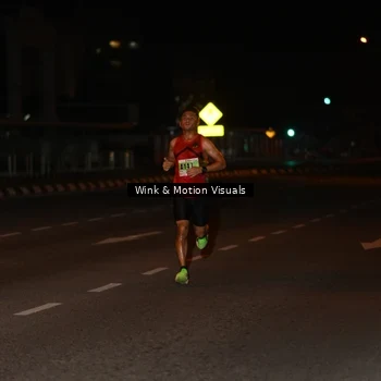 Runner Photo 8810008