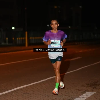 Runner Photo 8810039