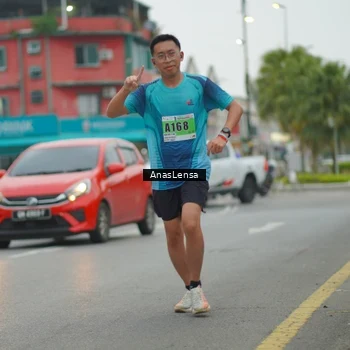 Runner Photo 8810065