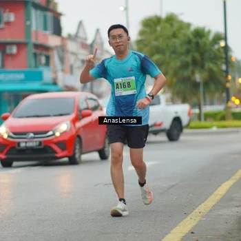 Runner Photo 8810066