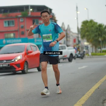 Runner Photo 8810069