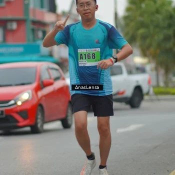 Runner Photo 8810070