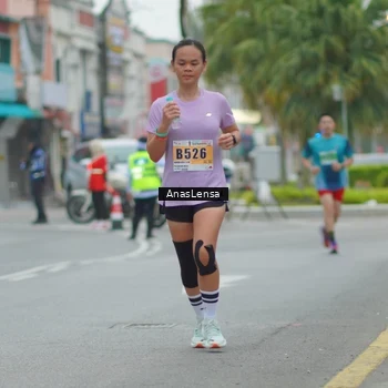 Runner Photo 8810079