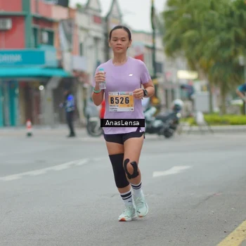 Runner Photo 8810082