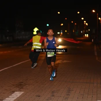 Runner Photo 8810083