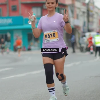 Runner Photo 8810100