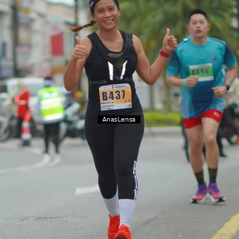 Runner Photo 8810108
