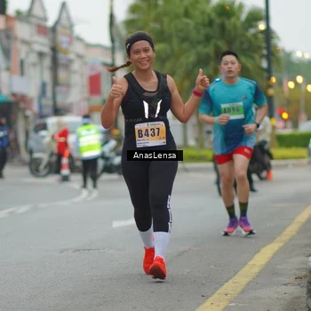 Runner Photo 8810109