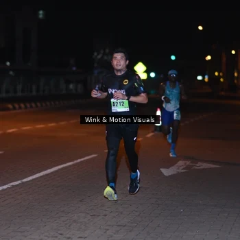 Runner Photo 8810111