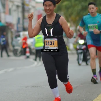 Runner Photo 8810121
