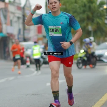 Runner Photo 8810125