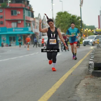 Runner Photo 8810128